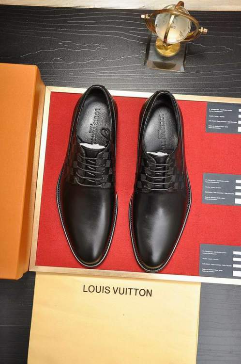 Picture of Louis Vuitton Shoes _SKULVsz38-45hnh072514624